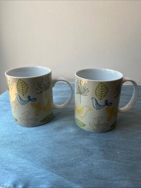Mayfair & Jackson Birds & Floral Bone China Coffee Mugs Set of 2 Discontinued